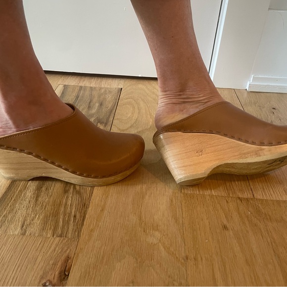 No 6 clogs - Picture 4 of 8